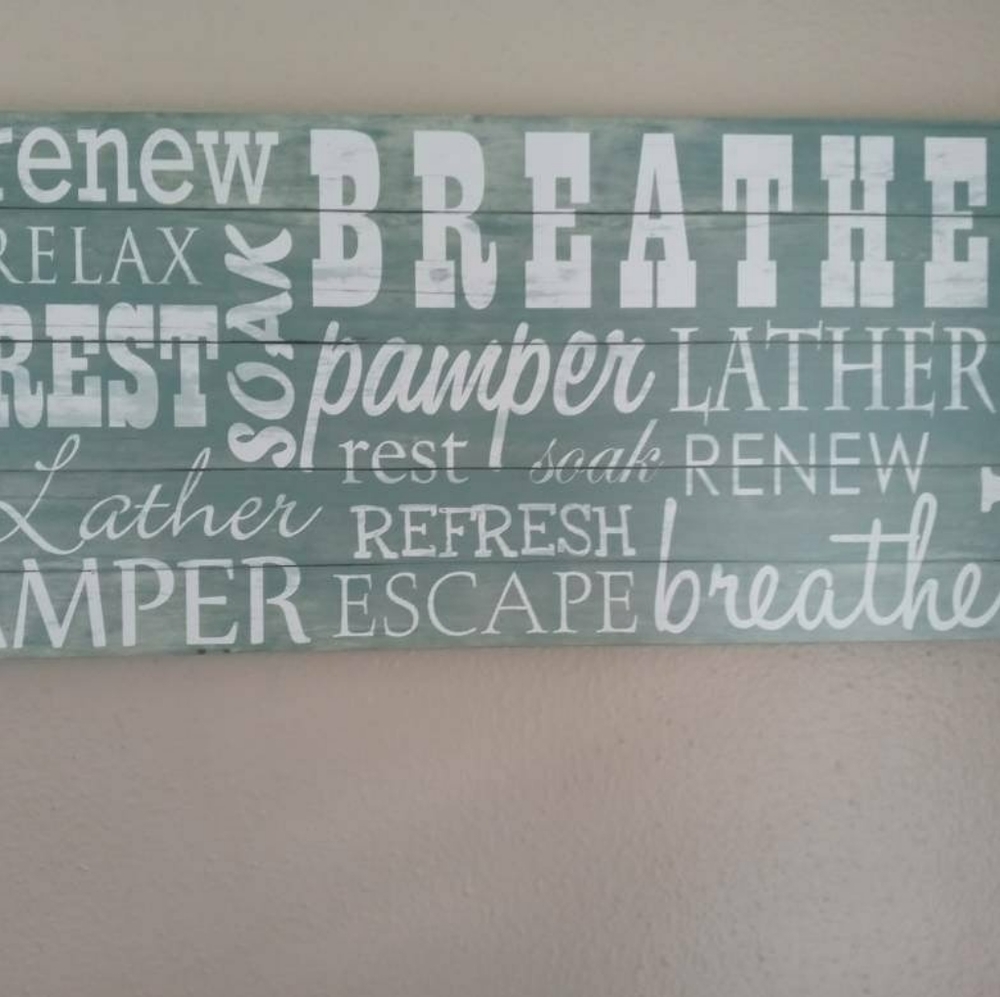 Bathroom decor